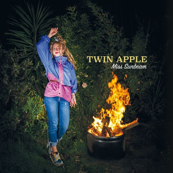 Twin Apple